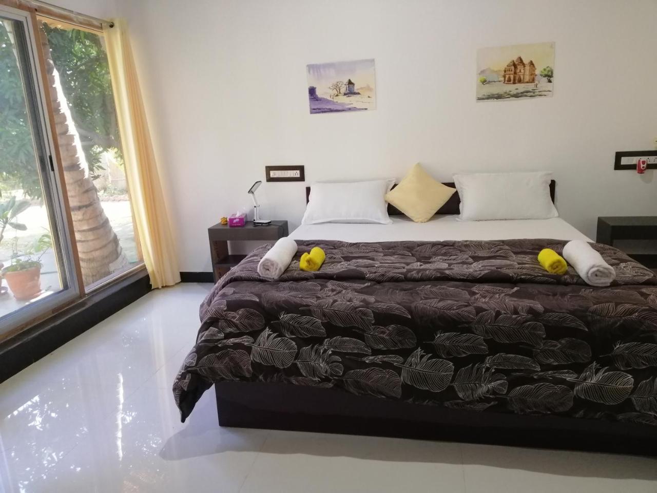 Lotus Riya Homestay Hampi Eksteriør billede